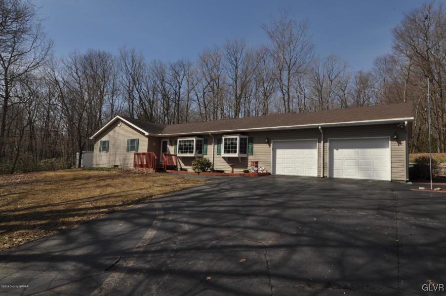 21 Rhododendron Road Jim Thorpe, PA 18229 - Photo 5 of 49 Gallery Image 5
