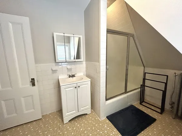 $4,800 | 1601 Centre Street, Newton, MA 02461