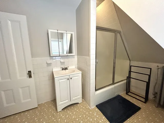 $4,800 | 1601 Centre Street, Newton, MA 02461