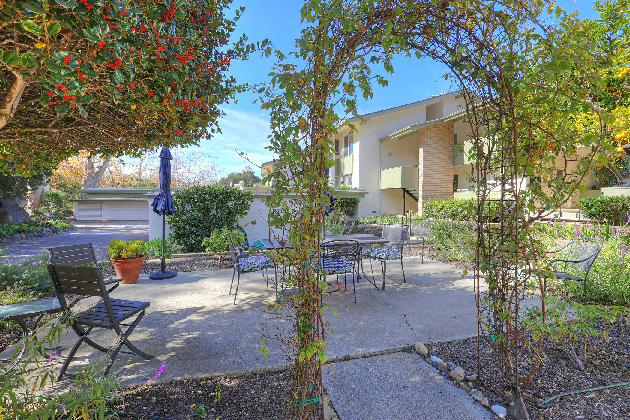 2805 Miradero Drive, Unit C Santa Barbara, CA 93105 - Photo 21 of 23 a view of a backyard with sitting area
