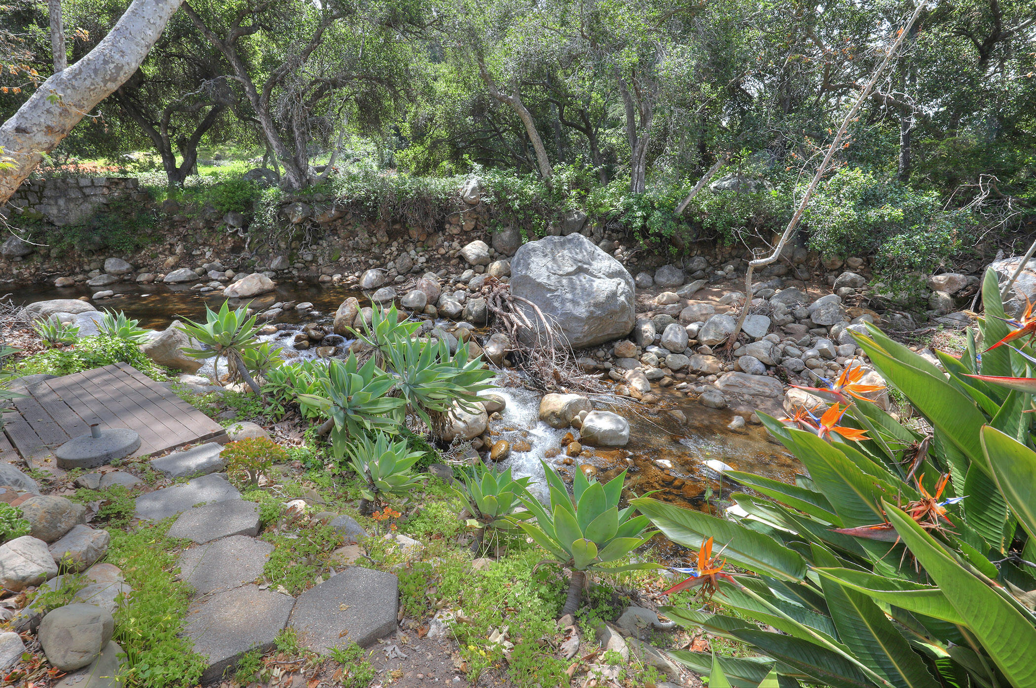 2805 Miradero Drive, Unit C Santa Barbara, CA 93105 - Photo 23 of 23 a backyard of a house with lots of green space