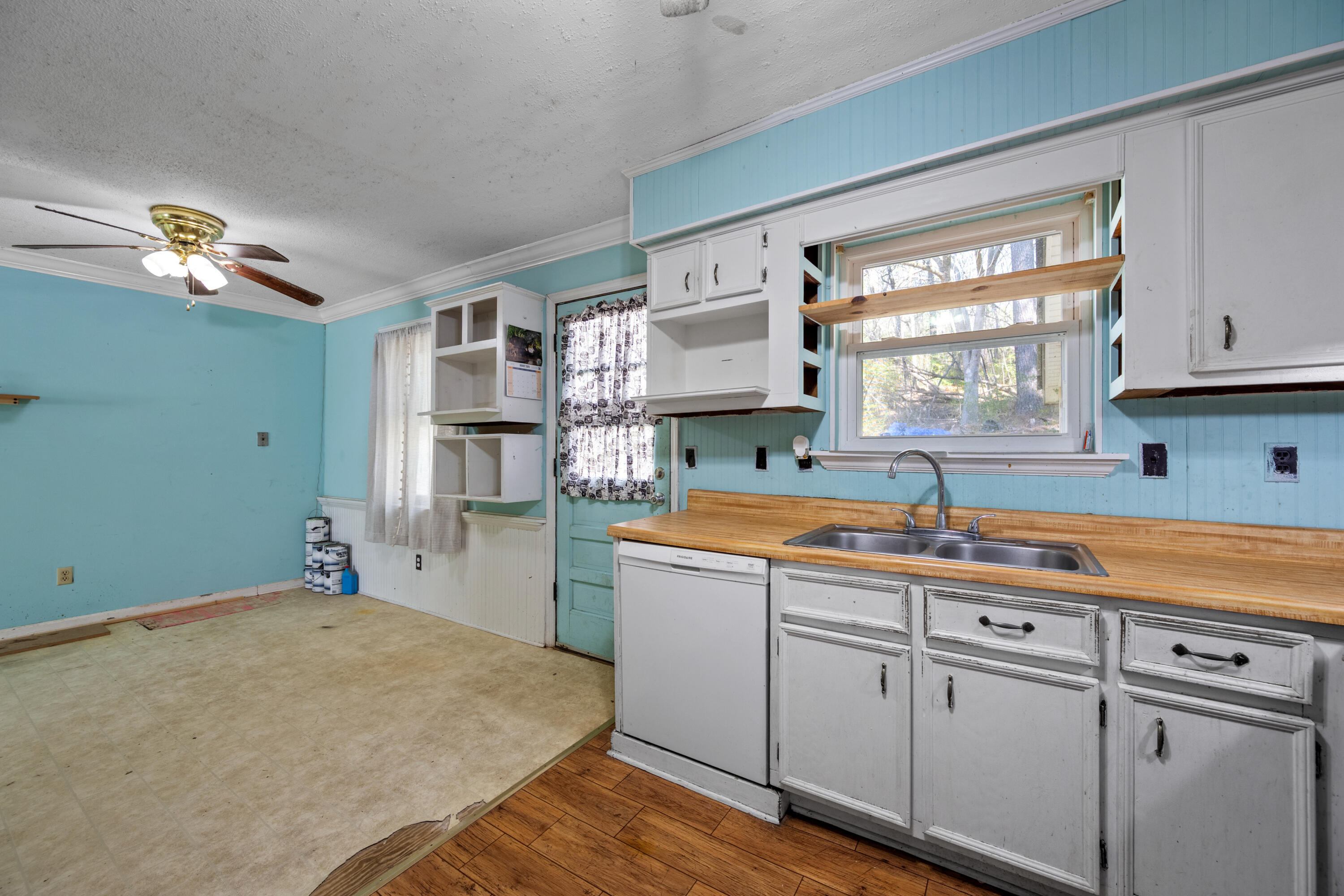 6337 Champion Road Chattanooga, TN 37416 - Photo 11 of 28 11-print-DSC_3839