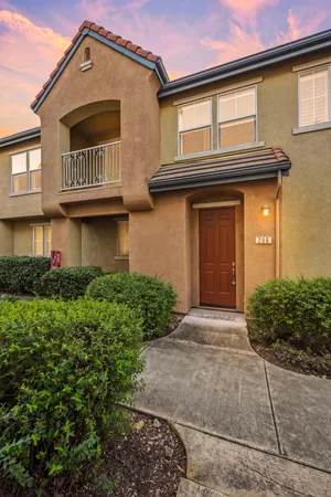 $399,900 | 206 Dante Circle, Roseville, CA 95678