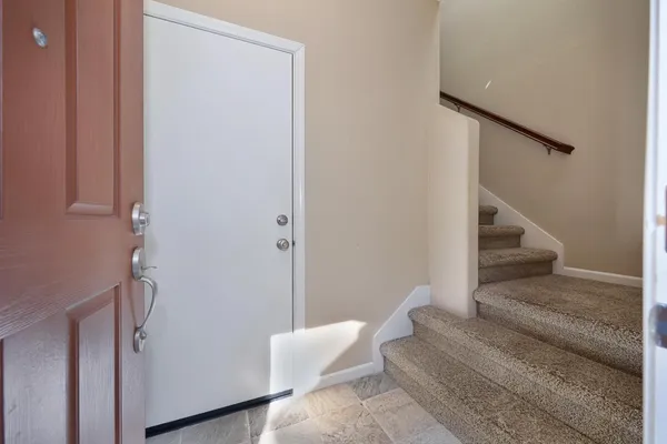 $399,900 | 206 Dante Circle, Roseville, CA 95678