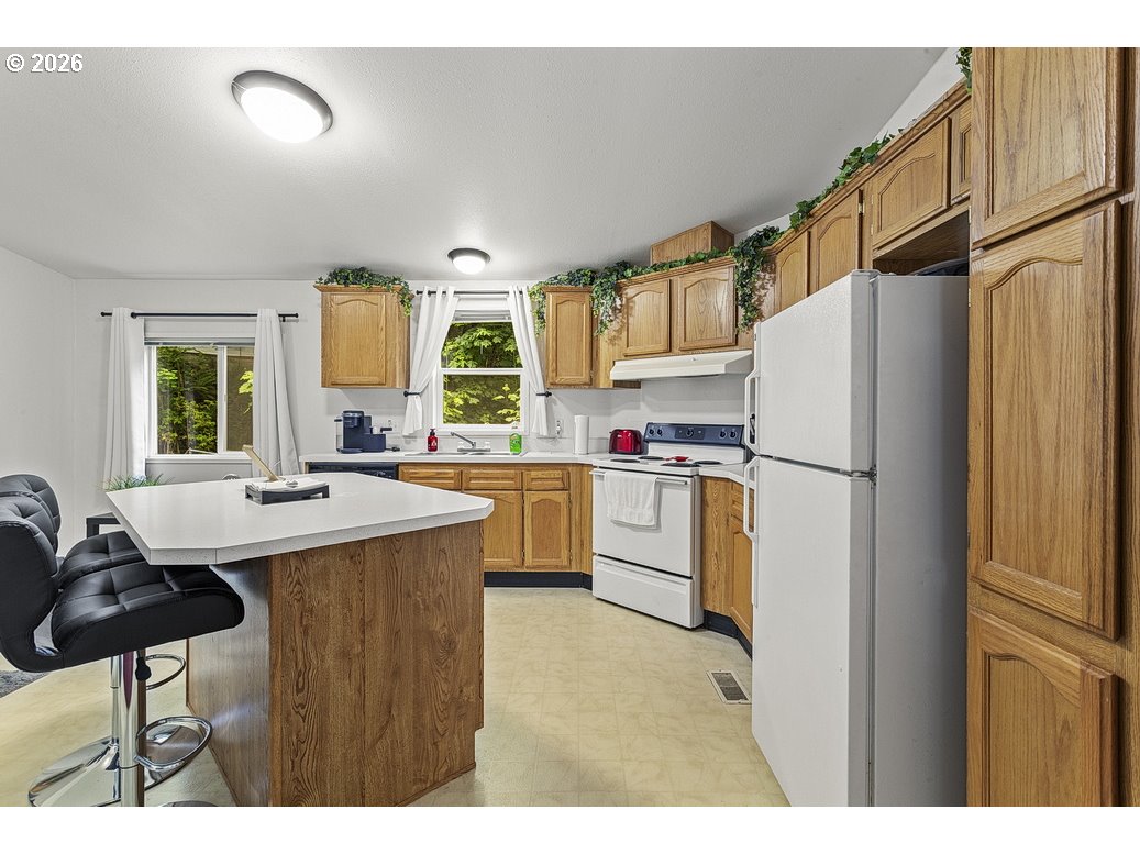 16755 South Livesay Road Oregon City, OR 97045 - Photo 9 of 38