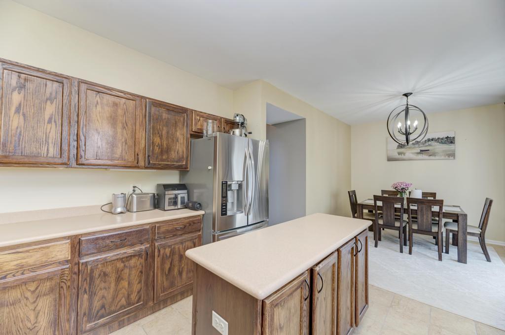 567 Declaration Lane Aurora, IL 60502 - Photo 13 of 25