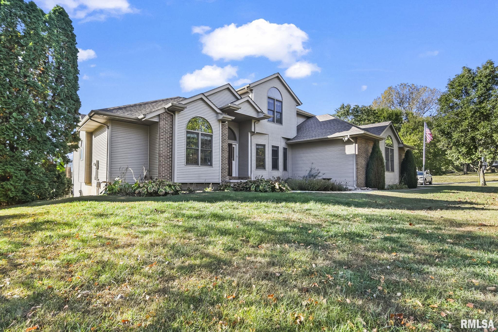 460 South Oaklane Road Springfield, IL 62712 - Photo 5 of 100