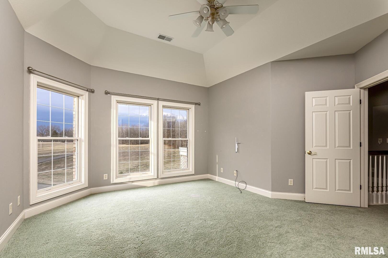 3115 West Striegel Road Carbondale, IL 62901 - Photo 42 of 54 an empty room with windows