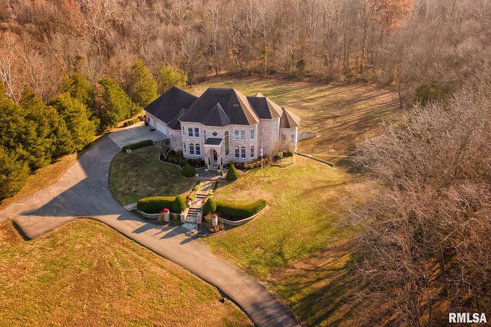3115 West Striegel Road Carbondale, IL 62901 - Photo 53 of 54 a picture of a outdoor space