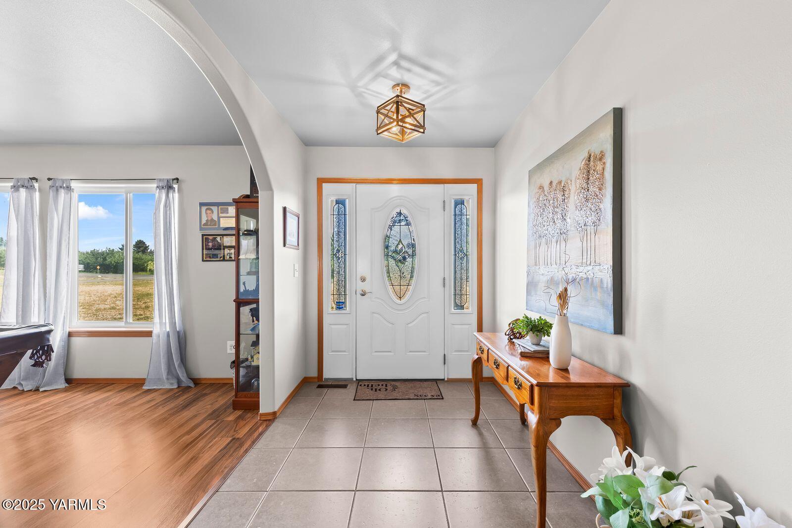 1880 Dilley Road Tieton, WA 98947 - Photo 5 of 45 a view of an entryway with wooden floor
