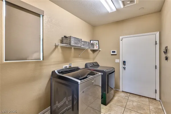 $569,900 | 163 Fulgora Street, Henderson, NV 89074