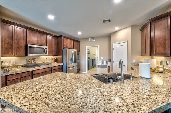 $569,900 | 163 Fulgora Street, Henderson, NV 89074