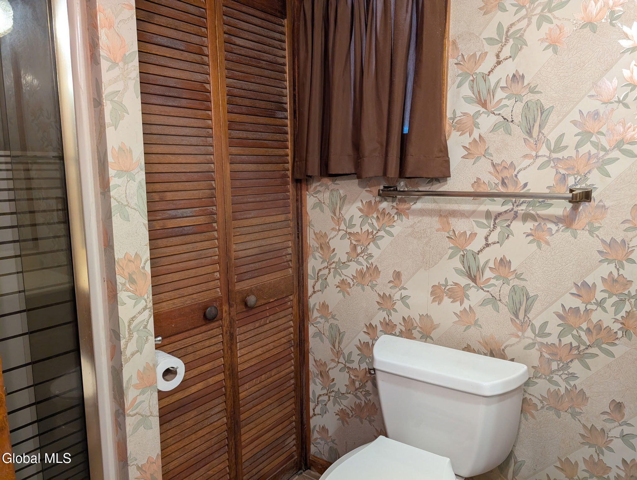 31 St George Place Colonie, NY 12304 - Photo 13 of 36 13