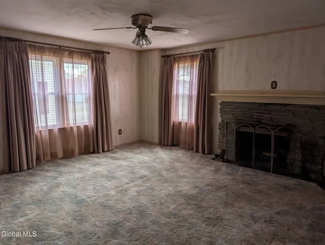 $379,000 | 31 St George Place, Colonie, NY 12304