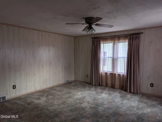 $379,000 | 31 St George Place, Colonie, NY 12304