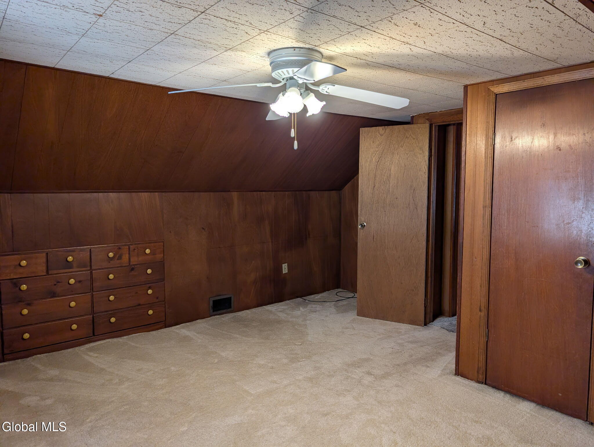 31 St George Place Colonie, NY 12304 - Photo 29 of 36 31