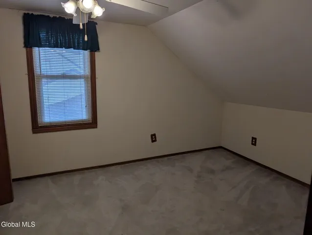 $379,000 | 31 St George Place, Colonie, NY 12304