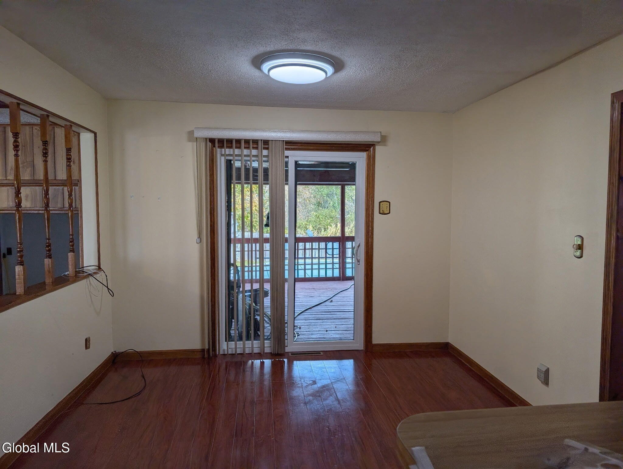 31 St George Place Colonie, NY 12304 - Photo 8 of 36 7