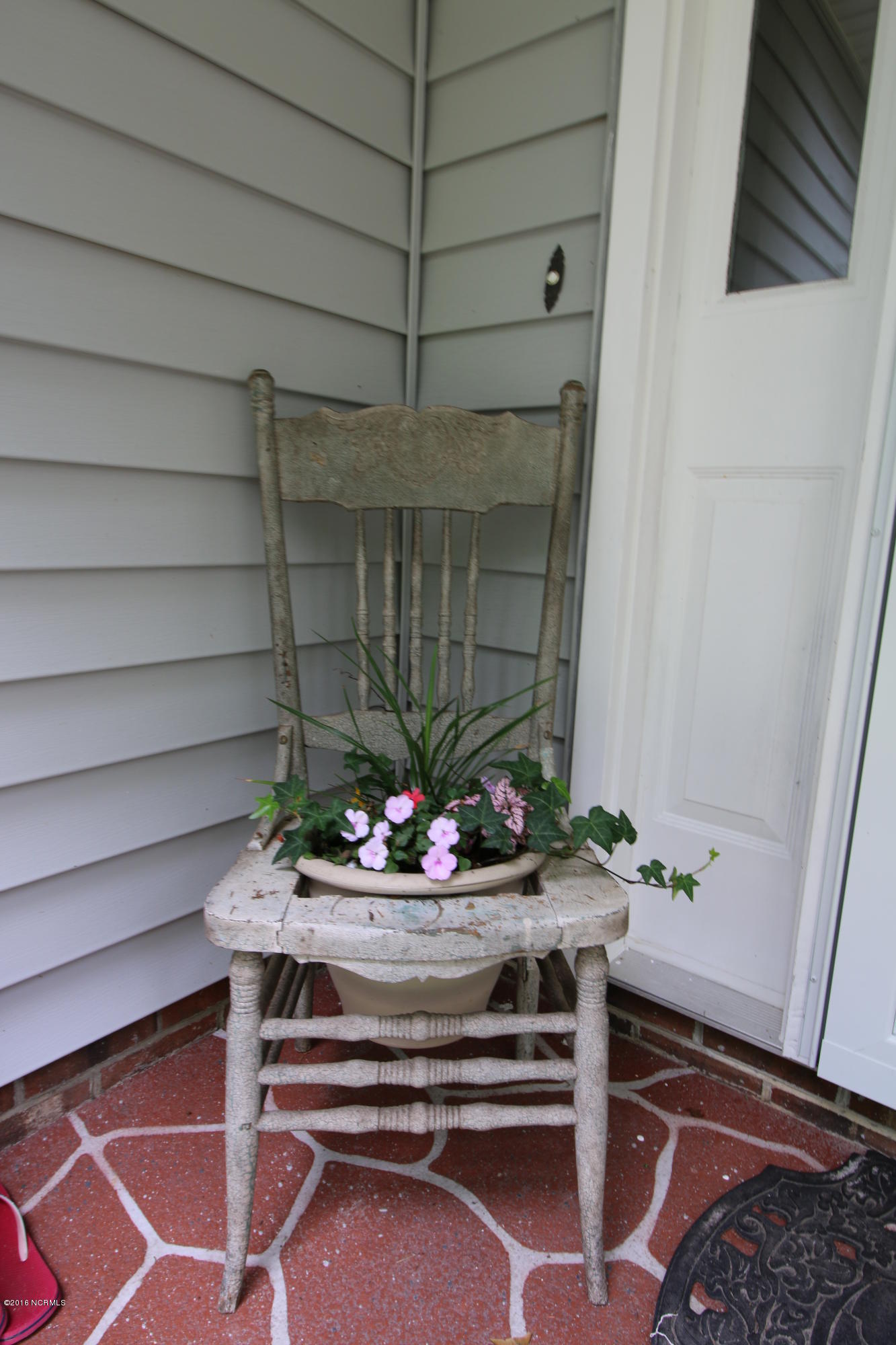 116 Glencroft Road Hubert, NC 28539 - Photo 2 of 23 IMG_9386