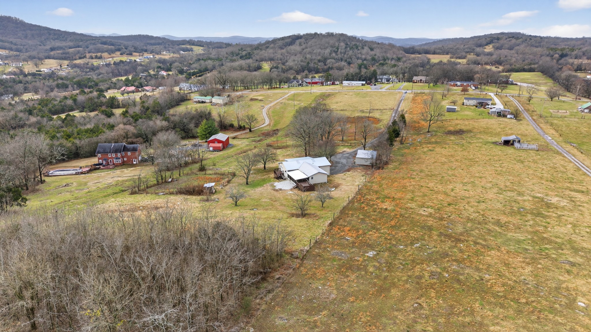 75 Vantrease Road Brush Creek, TN 38547 - Photo 55 of 72 a view of a city