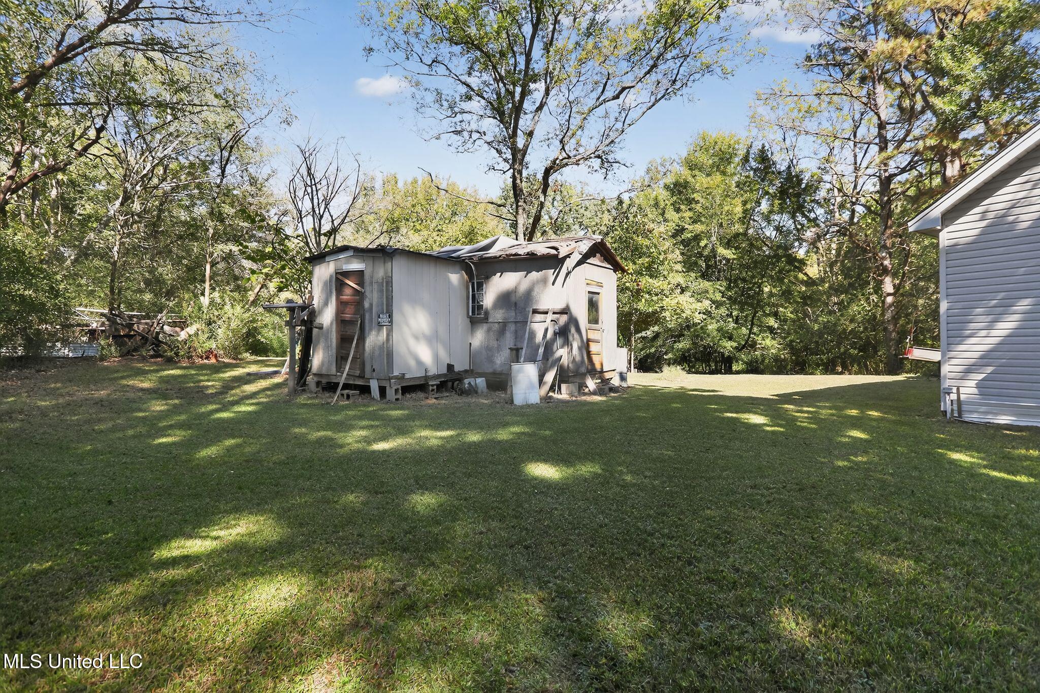 14227 Ballentine Road Sardis, MS 38666 - Photo 3 of 17 03_14227_Ballentine_Rd_Sardis_MS_38666_U