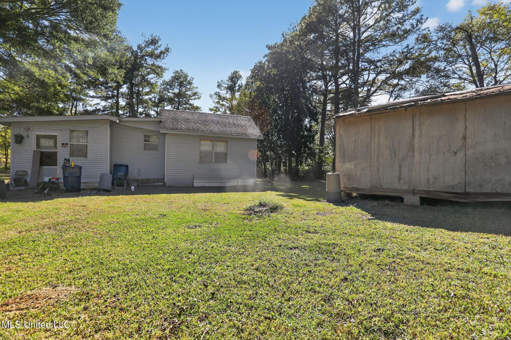 14227 Ballentine Road Sardis, MS 38666 - Photo 4 of 17 3