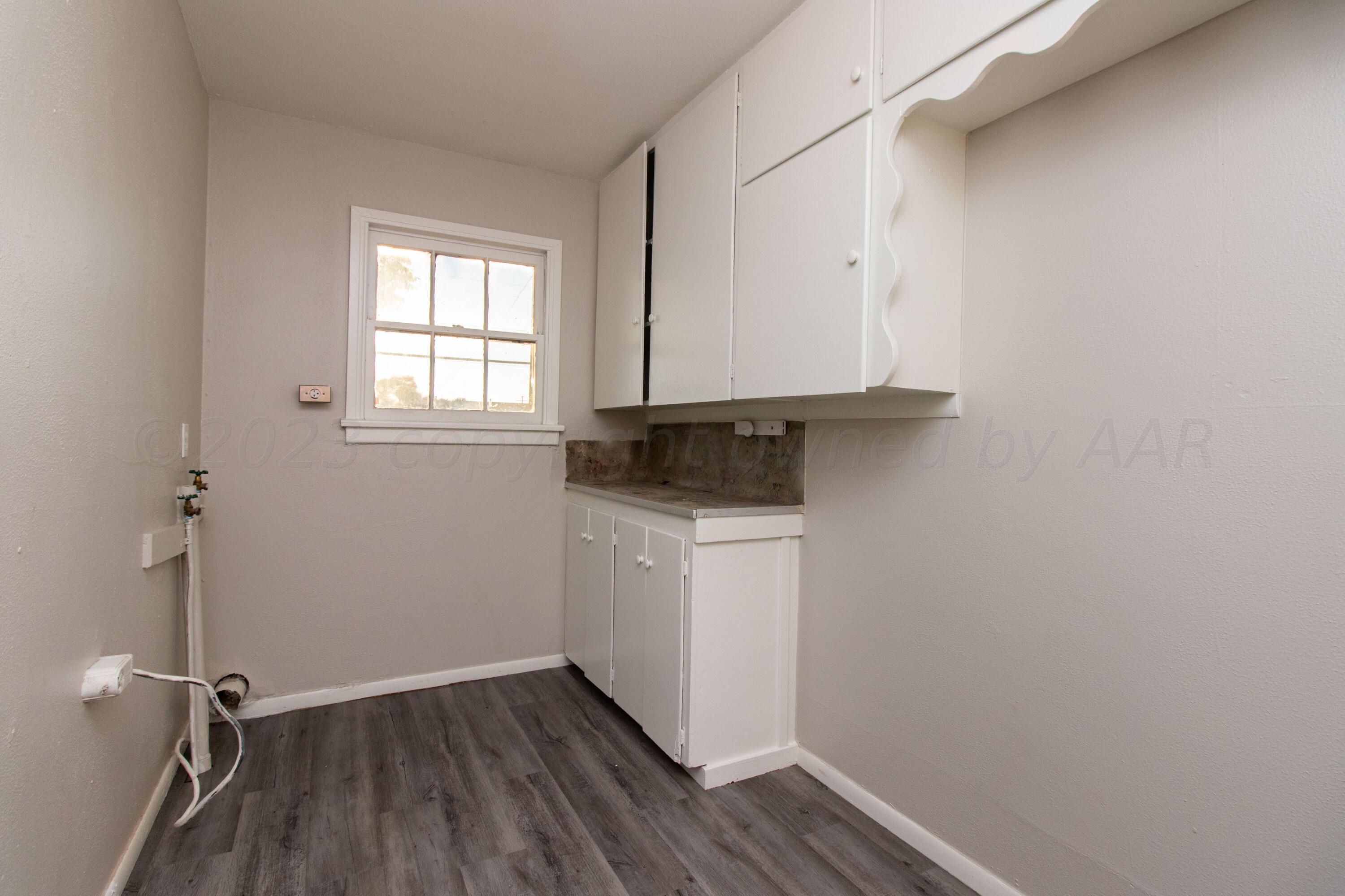 4102 South Hughes Street Amarillo, TX 79110 - Photo 12 of 24 13