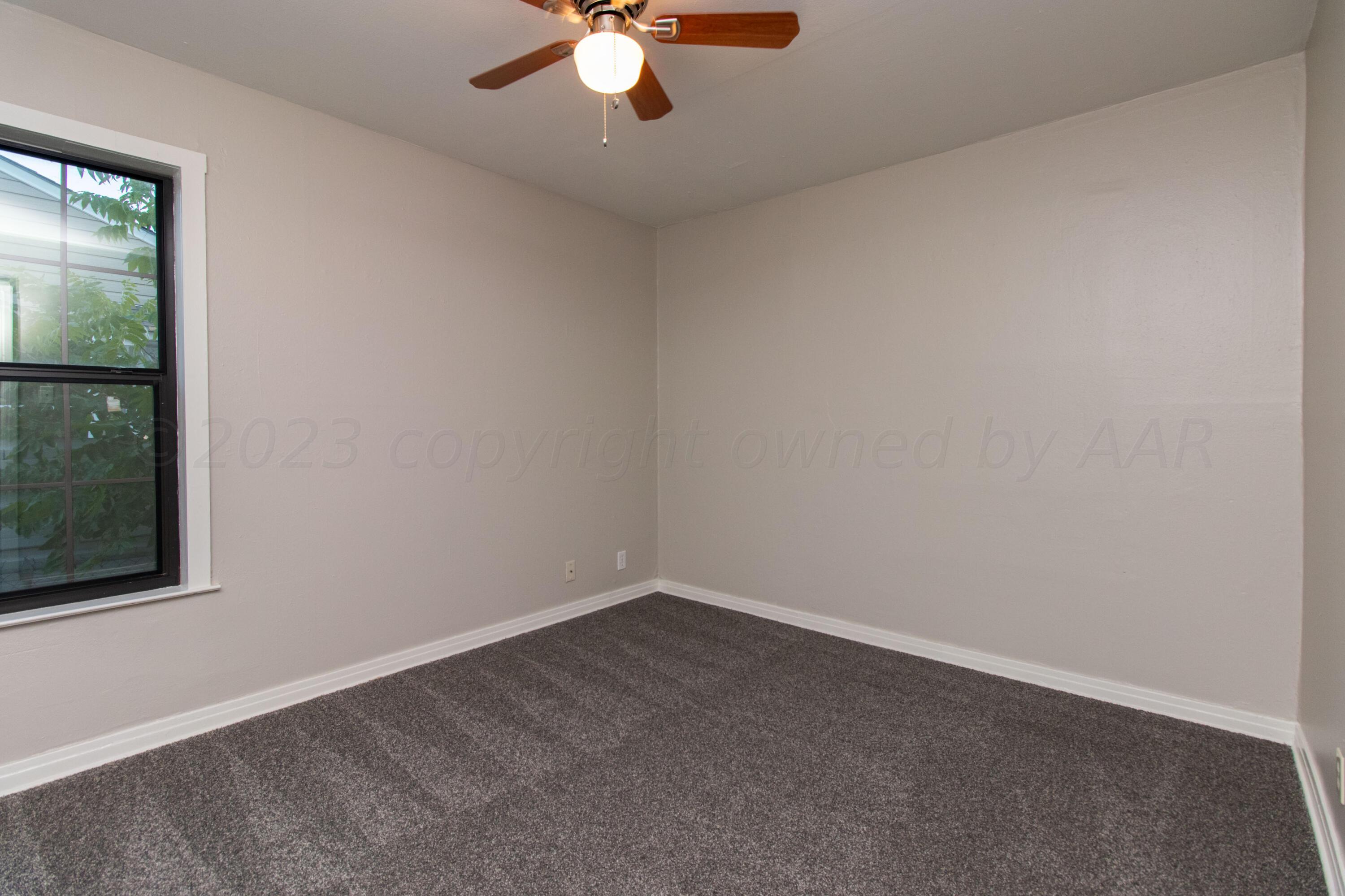 4102 South Hughes Street Amarillo, TX 79110 - Photo 18 of 24 17