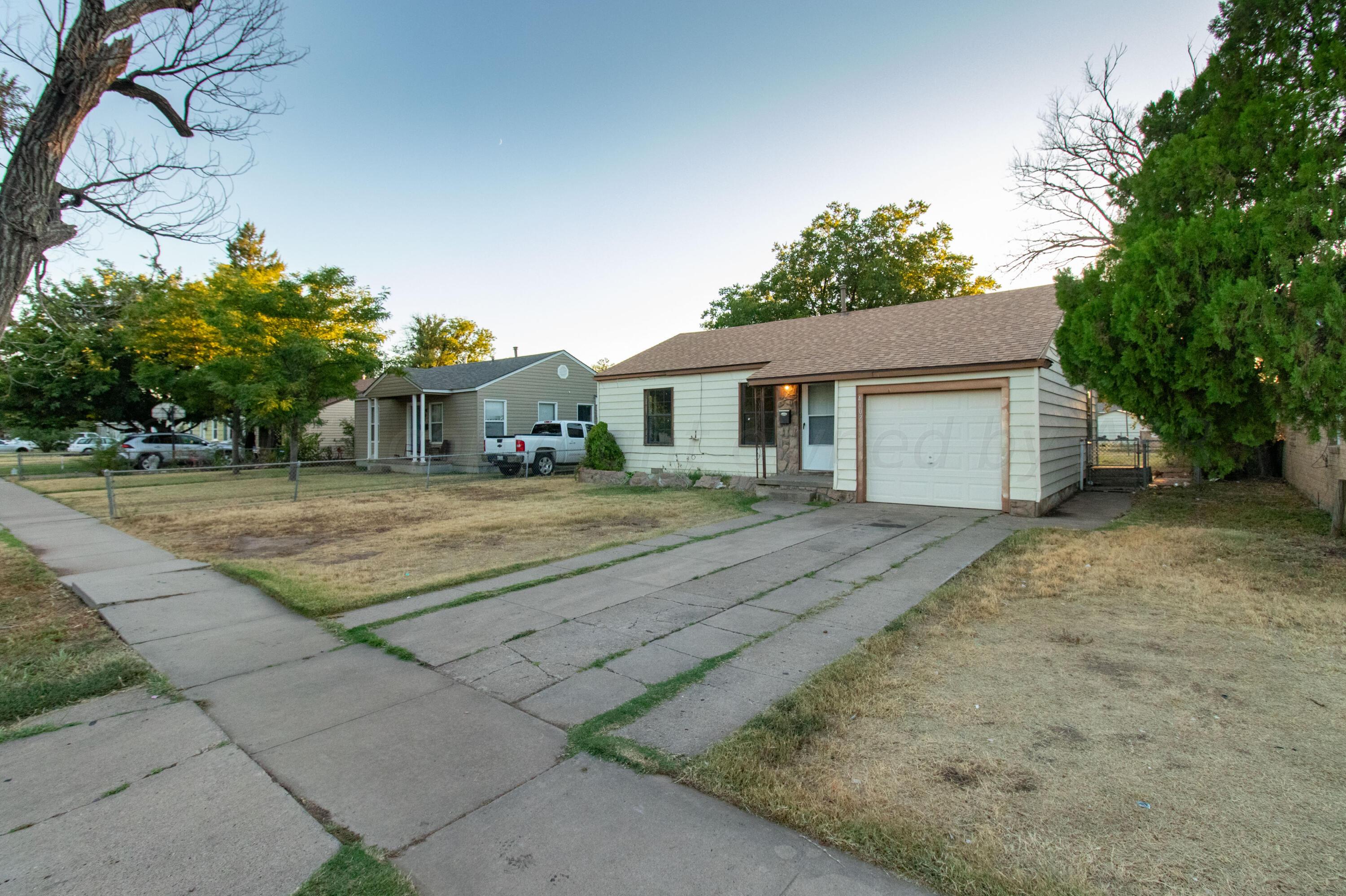 4102 South Hughes Street Amarillo, TX 79110 - Photo 4 of 24 03