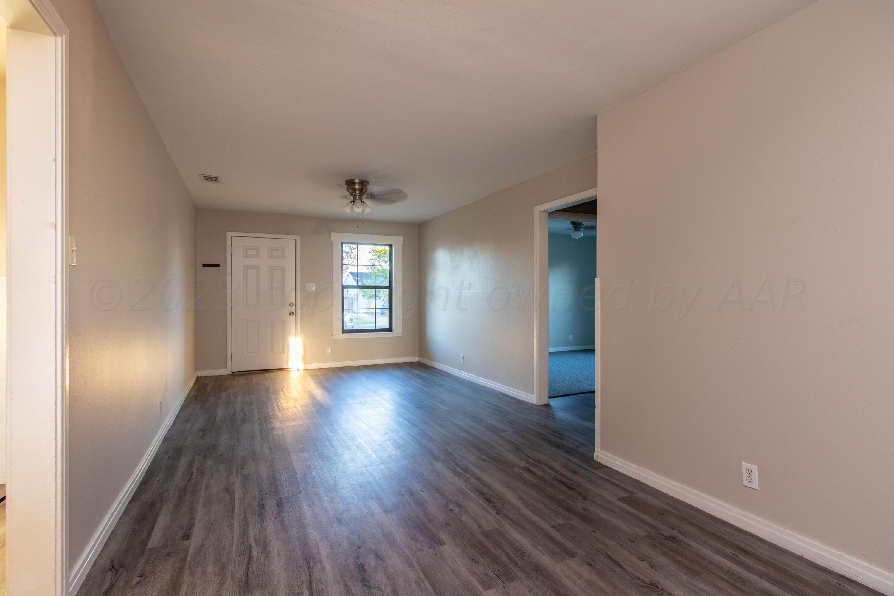 4102 South Hughes Street Amarillo, TX 79110 - Photo 7 of 24 06