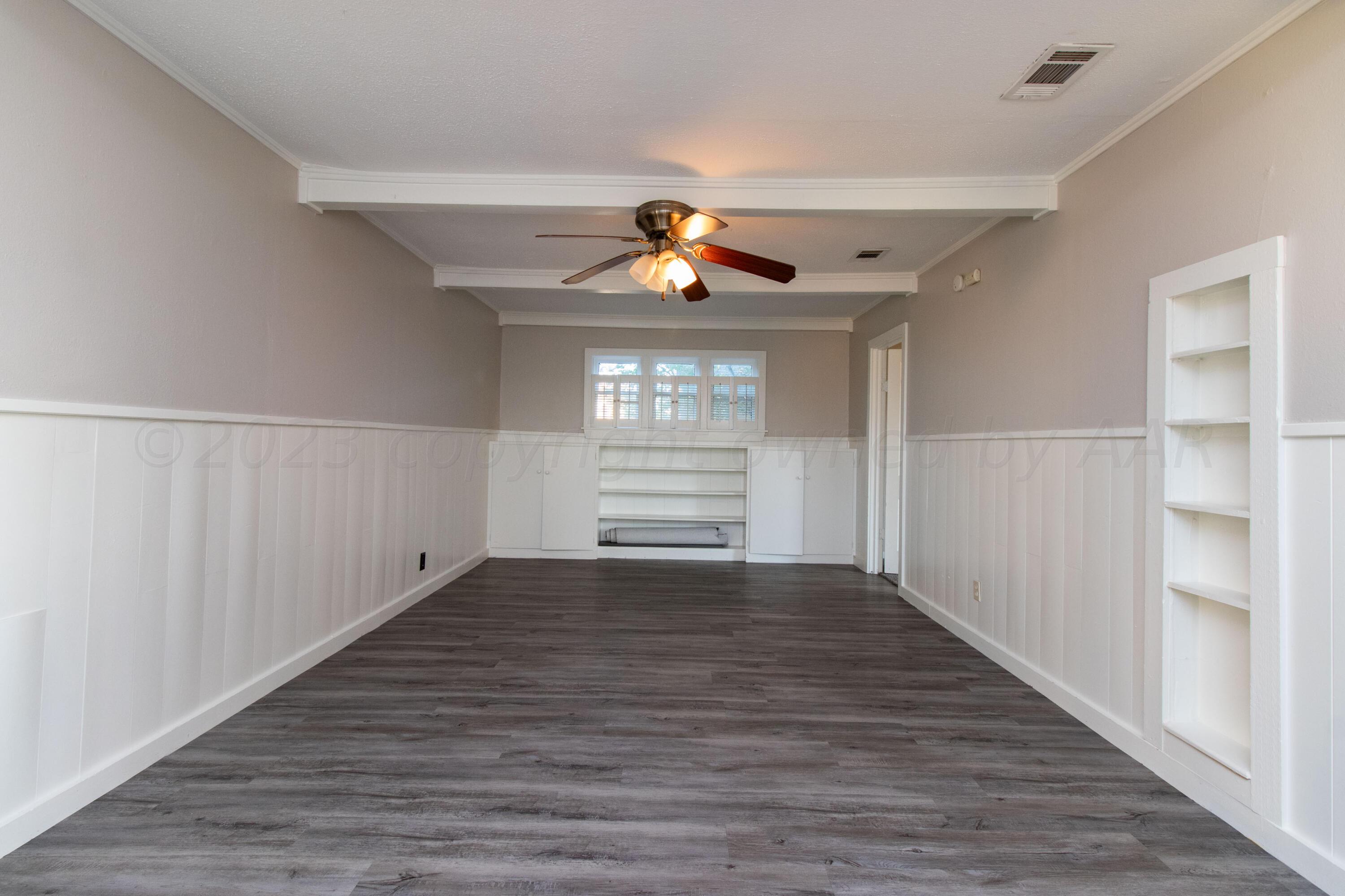 4102 South Hughes Street Amarillo, TX 79110 - Photo 9 of 24 09