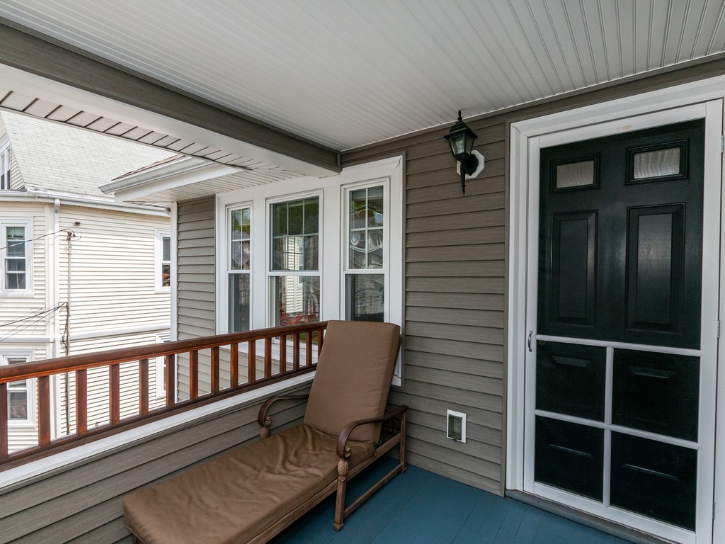 15 Banks Street, Unit 4 Waltham, MA 02451 - Photo 17 of 19