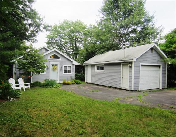 272 Bay Road Belchertown, MA 01007 - Photo 3 of 20 Gallery Image 3