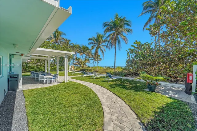 $1,699,000 | 1431 South Ocean Boulevard, Unit 95, Lauderdale-by-the-Sea, FL 33062