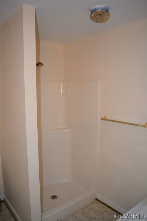 5437 Hackney Road Richmond, VA 23234 - Photo 36 of 50 a bathroom with a shower