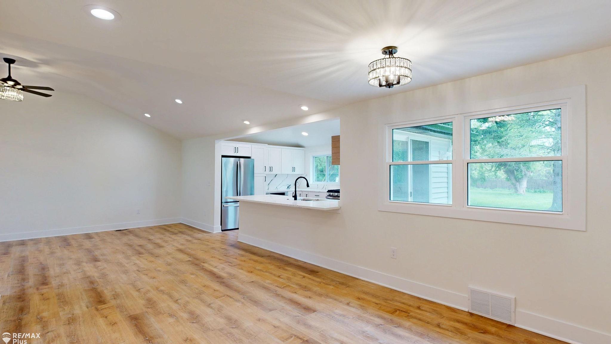 1022 Turrill Road Lapeer, MI 48446 - Photo 10 of 49 Gallery Image 10
