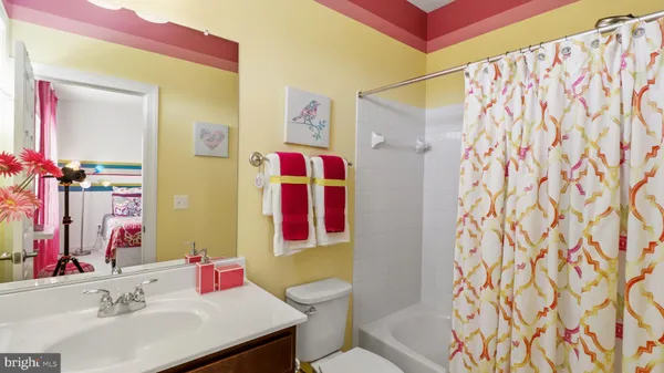 $1,550,000 | 17348 Harmony Vista Drive, Hamilton, VA 20158