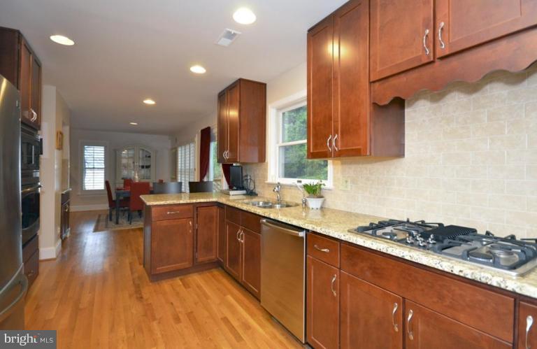 3603 Military Road Arlington, VA 22207 - Photo 5 of 21 Kitchen