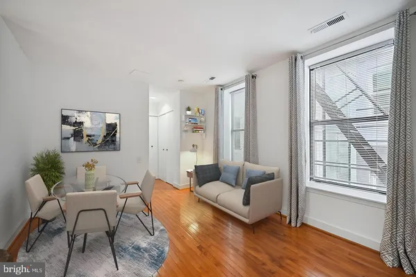 $1,685 | 2305 18th Street Northwest, Unit 303, Washington, DC 20009