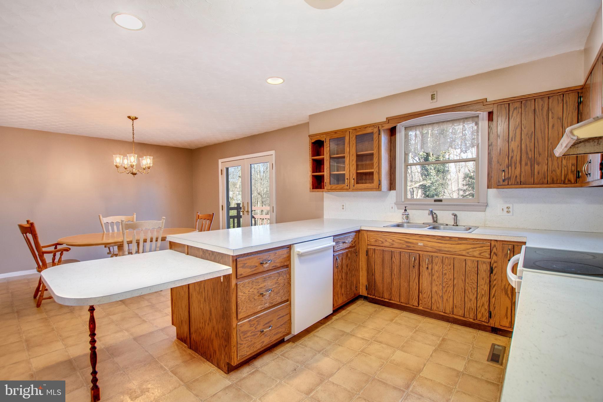 976 West Ridge Road Elizabethtown, PA 17022 - Photo 17 of 37 Gallery Image 17