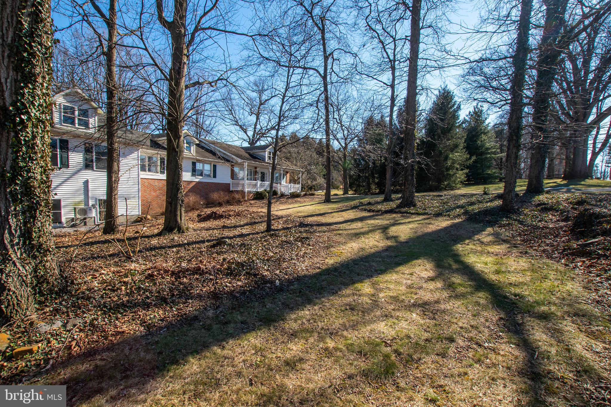 976 West Ridge Road Elizabethtown, PA 17022 - Photo 3 of 37 Gallery Image 3