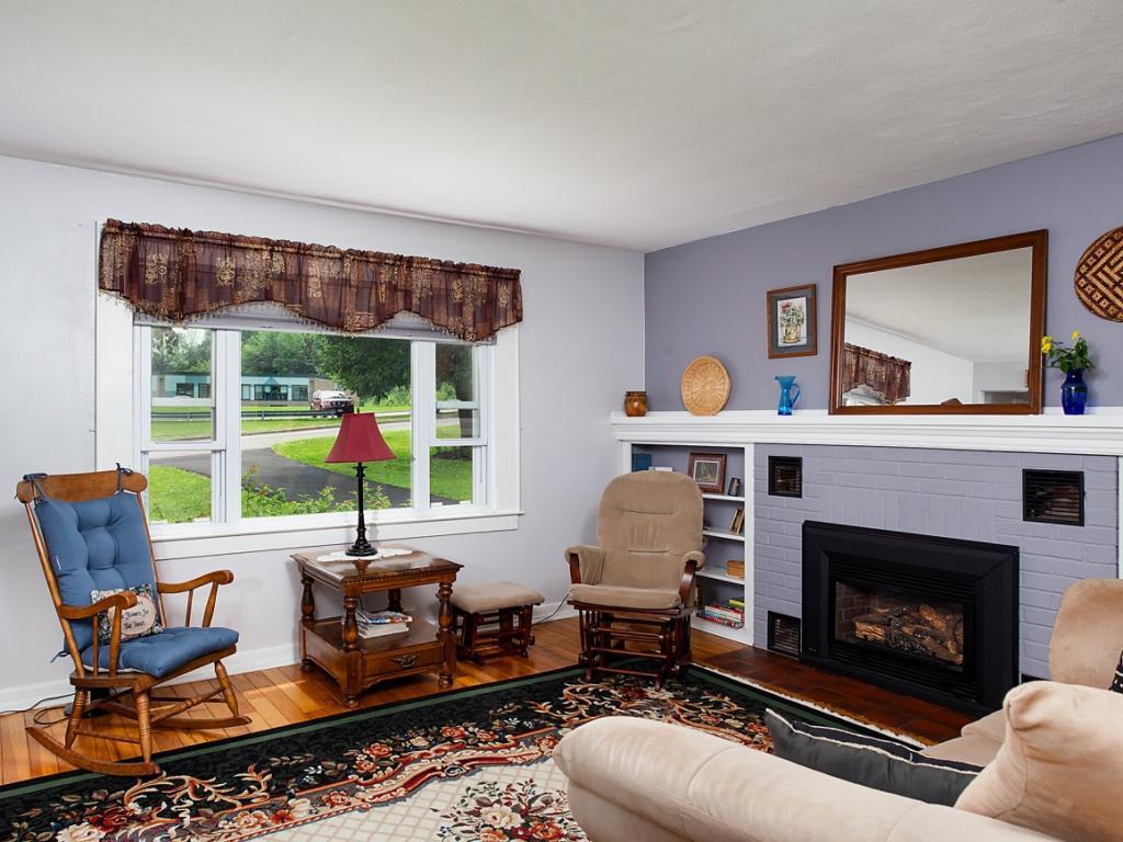 348 Jones Road Vestal, NY 13850 - Photo 3 of 26 Gallery Image 3