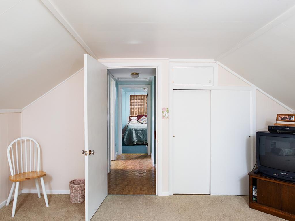 348 Jones Road Vestal, NY 13850 - Photo 10 of 26 Gallery Image 10