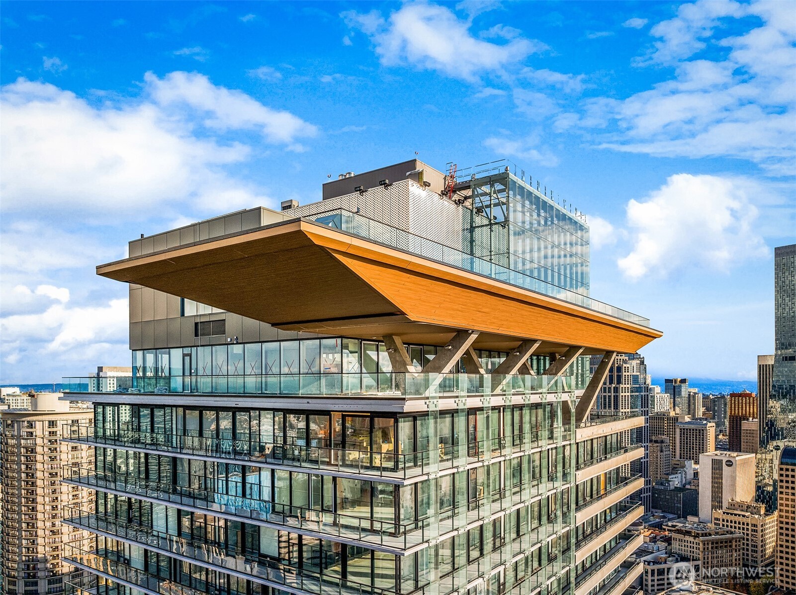 300 Virginia Street, Unit 1411 Seattle, WA 98121 - Photo 20 of 38