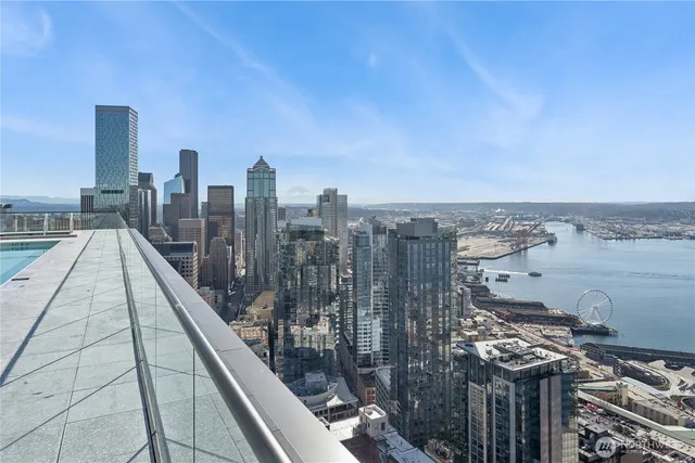 $3,200 | 300 Virginia Street, Unit 1411, Seattle, WA 98121