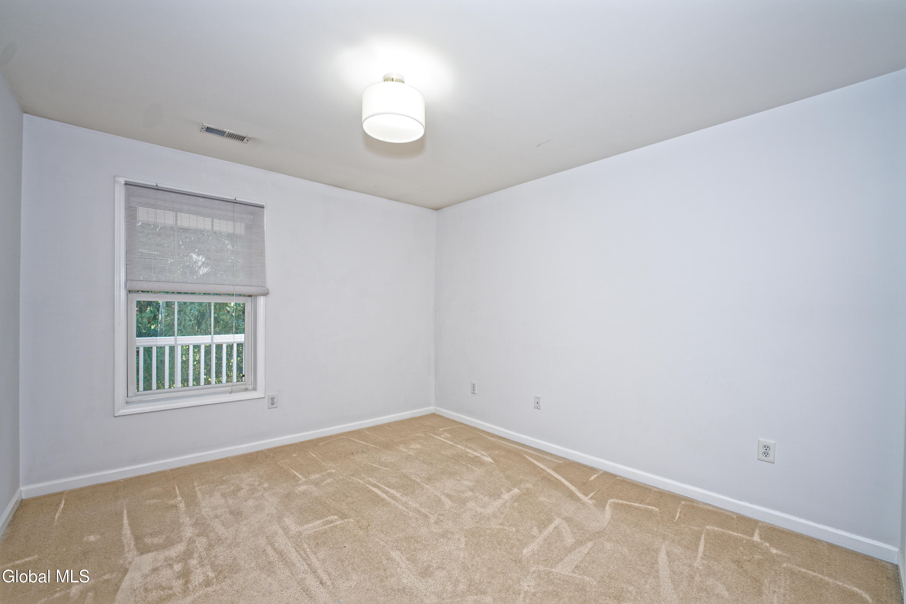 205 Cedar Run Rensselaer, NY 12144 - Photo 20 of 36 6 Bedroom 1