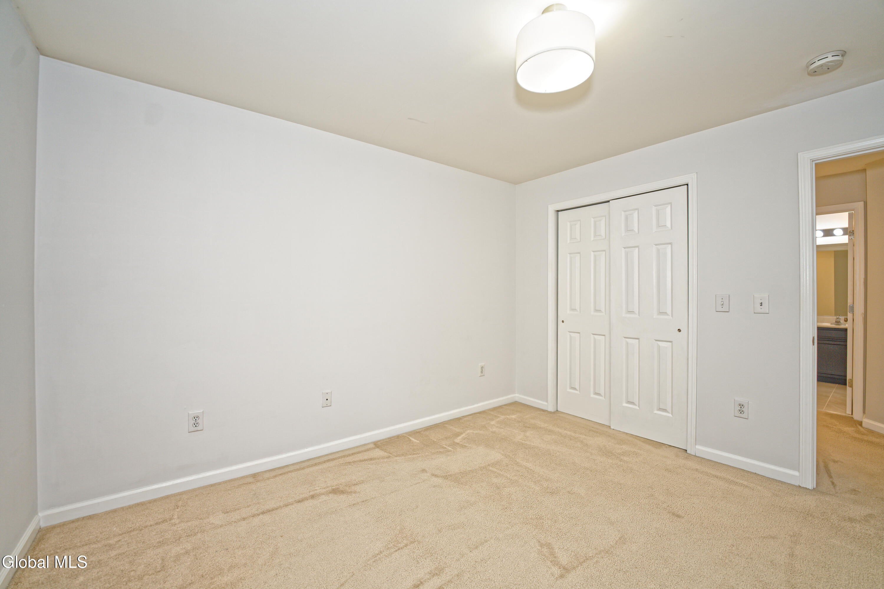 205 Cedar Run Rensselaer, NY 12144 - Photo 21 of 36 6 Bedroom 2