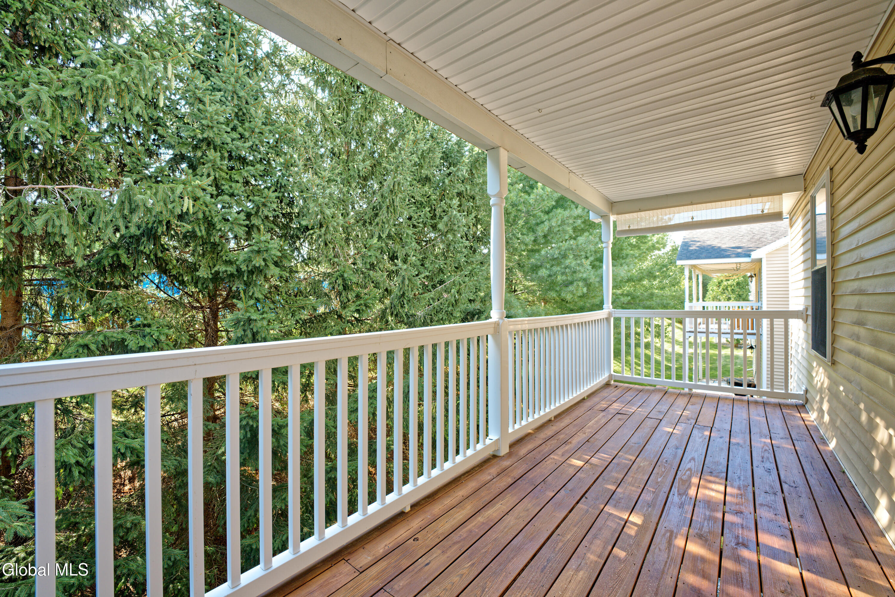 205 Cedar Run Rensselaer, NY 12144 - Photo 27 of 36 Yard 2