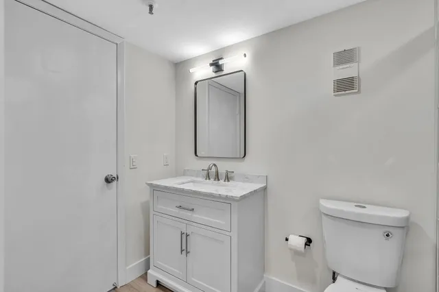 $295,000 | 7076 Huntington Lane, Unit 803, Delray Beach, FL 33446