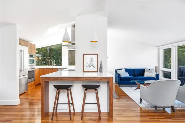 $1,695,000 | 17 Shore Road, Bristol, RI 02809